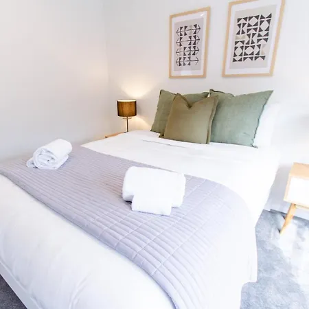 Christchurch Entertainment Hub 2 Bed 2 Bath W Carpark Exterior photo